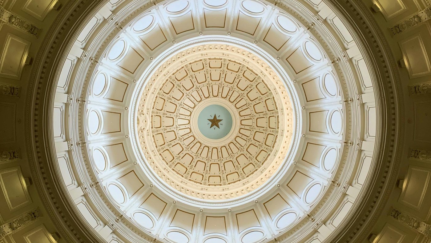 Die Kuppel des Texas State Capitol in Austin von innen, in der Mitte der Stern.